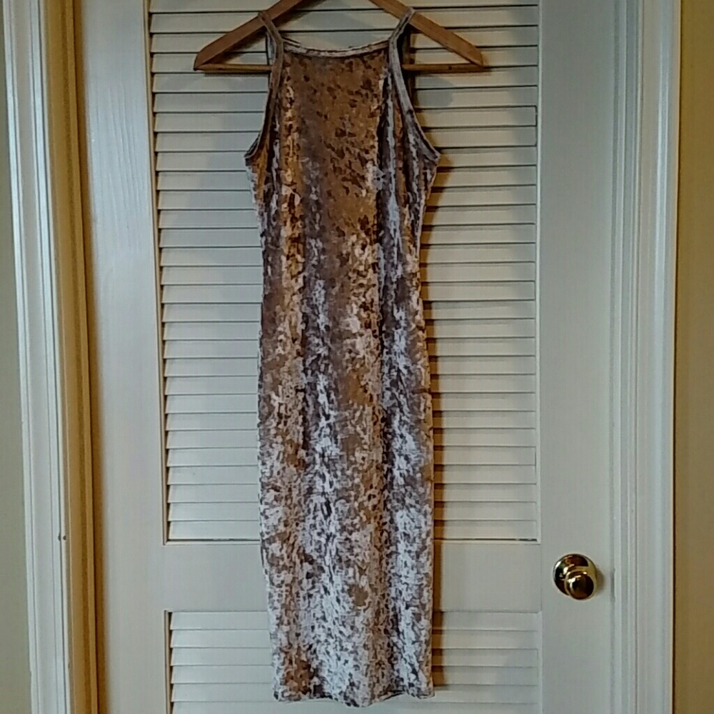 Joe & Elle Velvet Halter Bodycon Dress